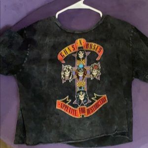 Cropped graphic tee